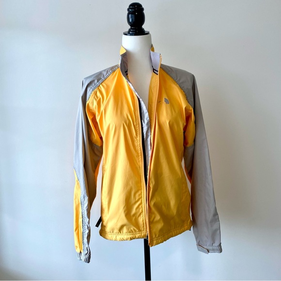 Vintage Windbreaker | NORTH FACE - Picture 14 of 16